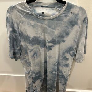 lululemon athletica Blue Tie-Dye Short Sleeve Tee